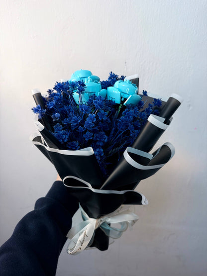 Painting Manic 3 roses Custom Brick Boquet