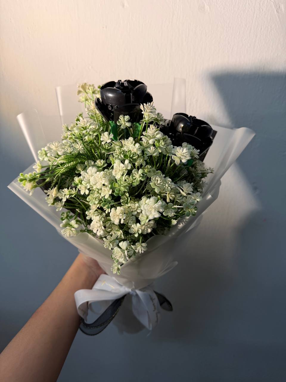 Painting Manic 3 roses Custom Brick Boquet