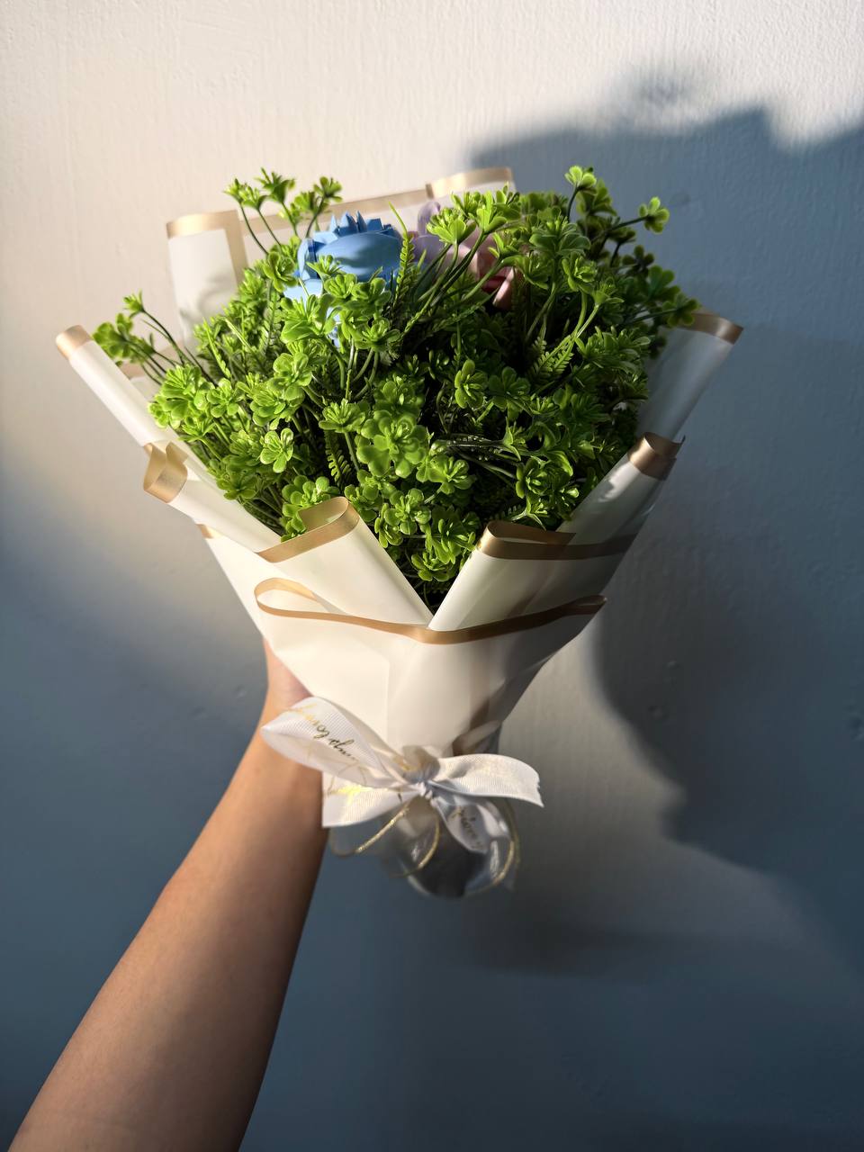 Painting Manic 3 roses Custom Brick Boquet