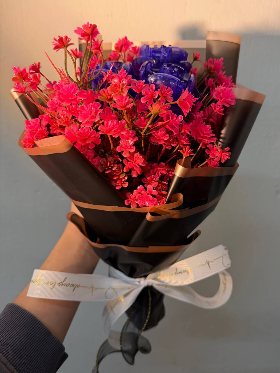 Painting Manic 3 roses Custom Brick Boquet