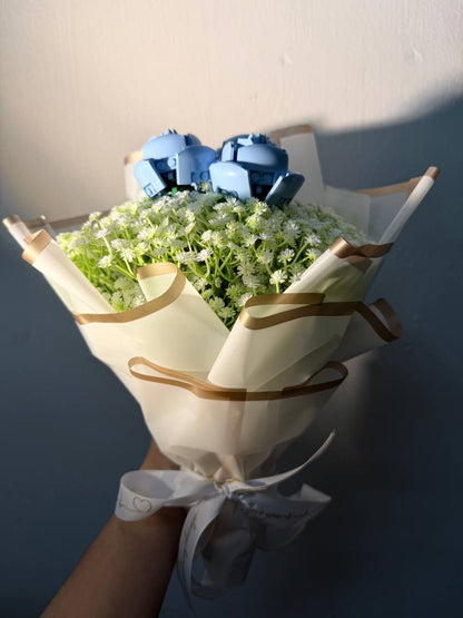 Painting Manic 3 roses Custom Brick Boquet