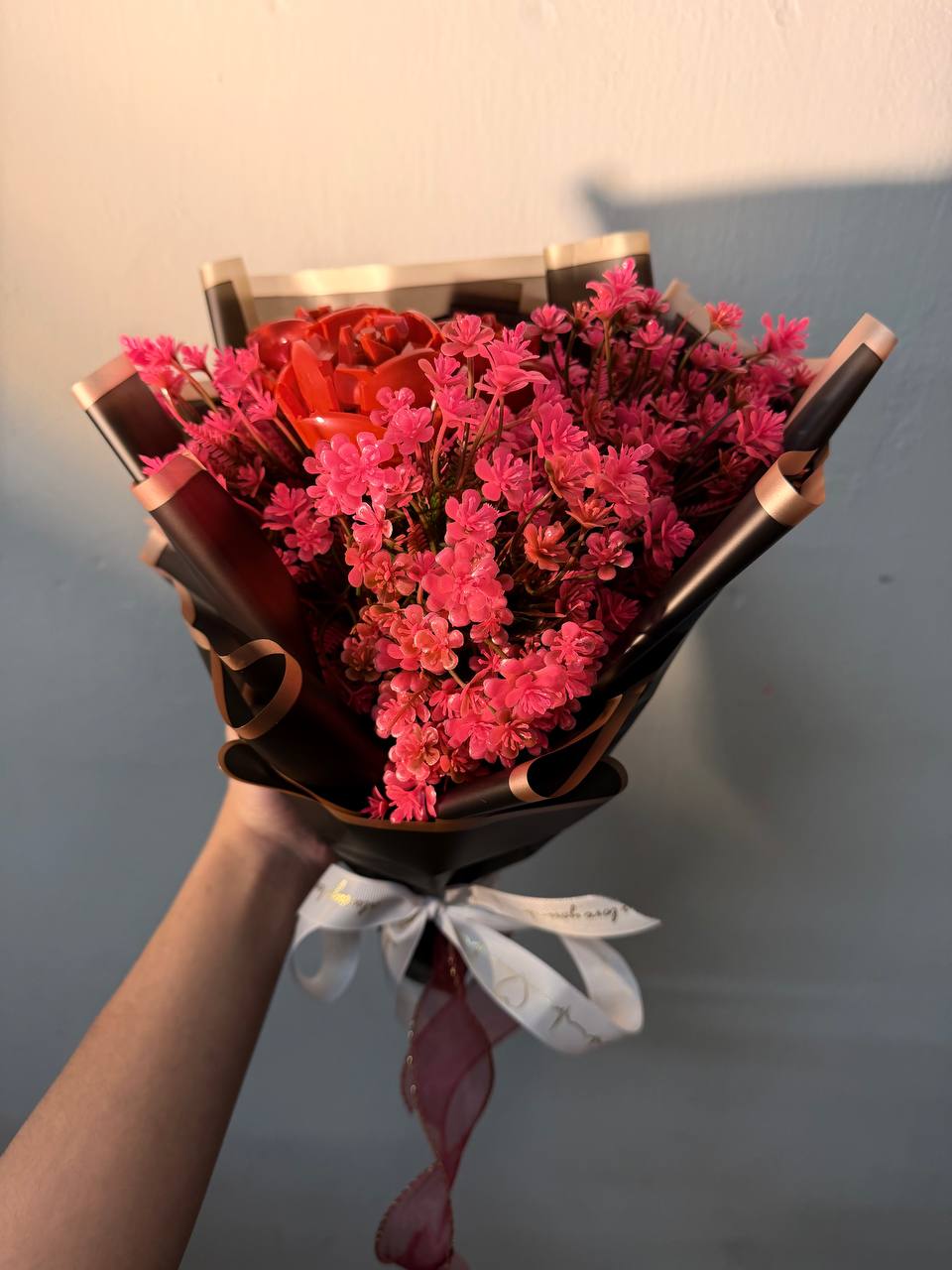 Painting Manic 3 roses Custom Brick Boquet